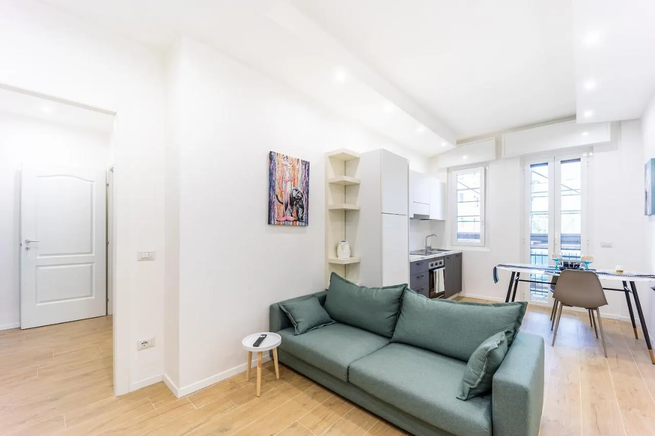 Melissa•Sweethome Sansiro, Milano! 0*, Milaan